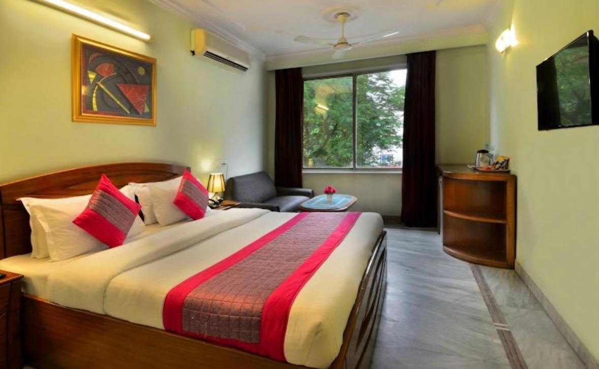 Hotel Pablas International, New Delhi, Near Metro Bagian luar foto