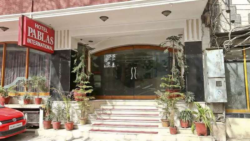 Hotel Pablas International, New Delhi, Near Metro Bagian luar foto