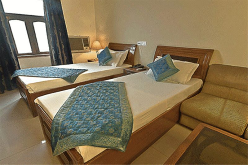 Hotel Pablas International, New Delhi, Near Metro Bagian luar foto