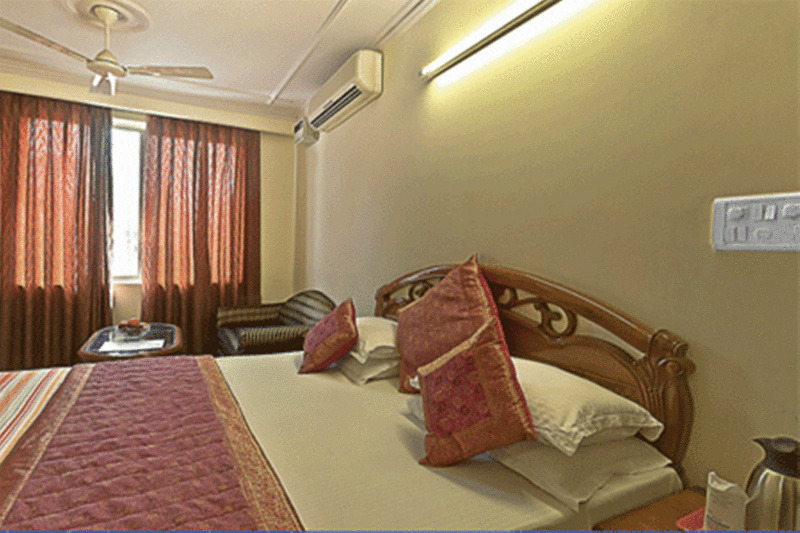 Hotel Pablas International, New Delhi, Near Metro Bagian luar foto