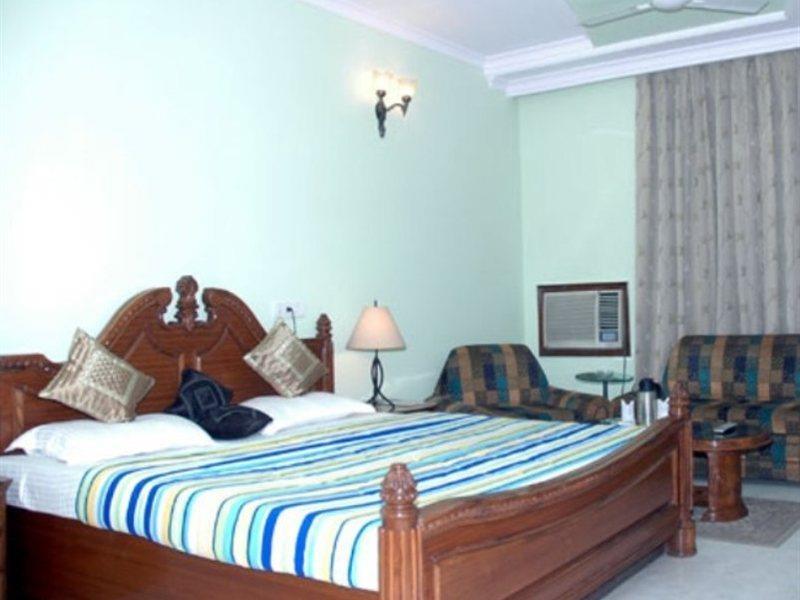 Hotel Pablas International, New Delhi, Near Metro Bagian luar foto