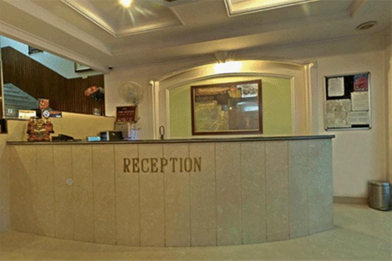 Hotel Pablas International, New Delhi, Near Metro Bagian luar foto