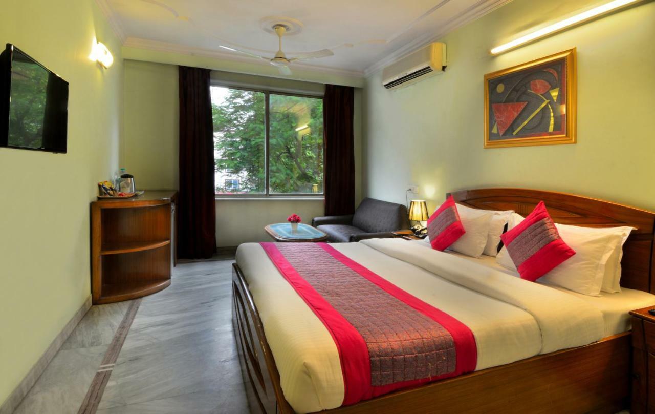 Hotel Pablas International, New Delhi, Near Metro Bagian luar foto