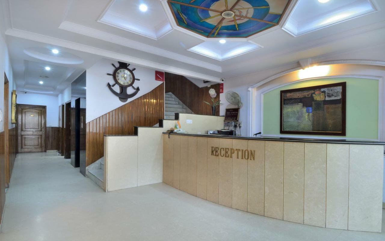 Hotel Pablas International, New Delhi, Near Metro Bagian luar foto